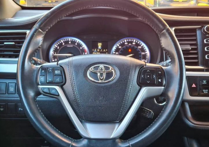 2016 toyota highlander sport utility 4D