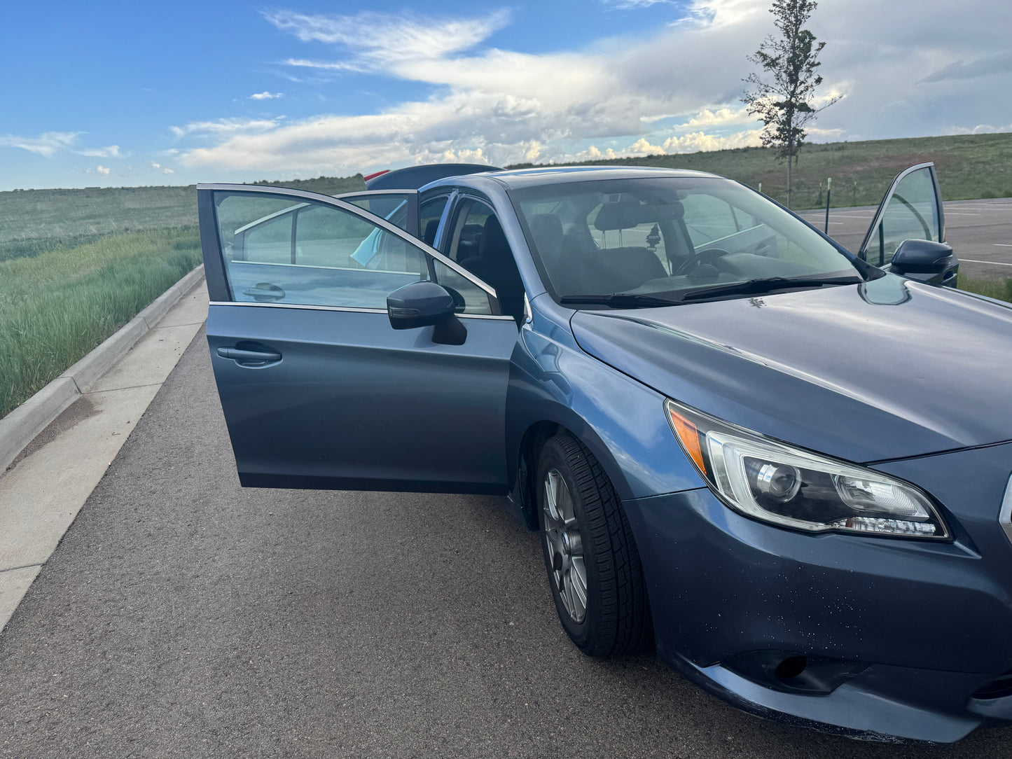2016 Subaru legacy . 2.5i premium sedan 4D