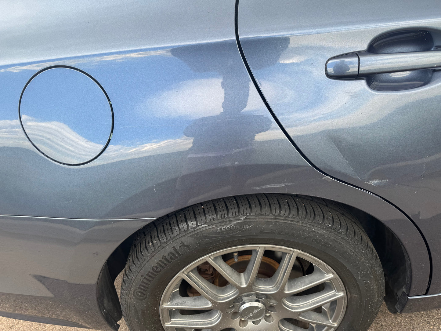 2016 Subaru legacy . 2.5i premium sedan 4D