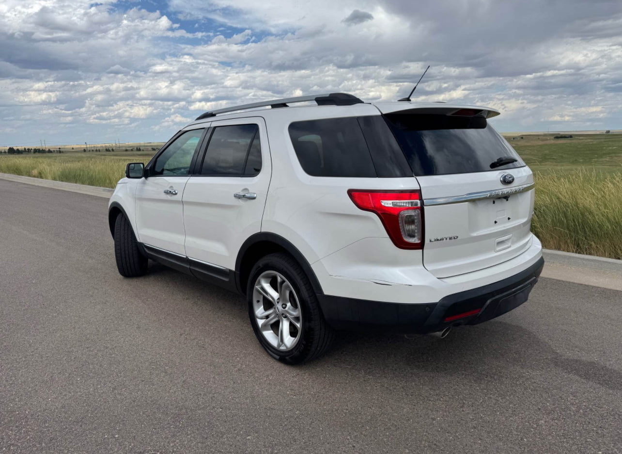 2015 FORD EXPLORER. Limited sport utility 4D
