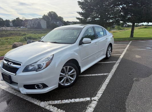 2013 Subaru Legacy · 2.5i Premium Sedan 4D